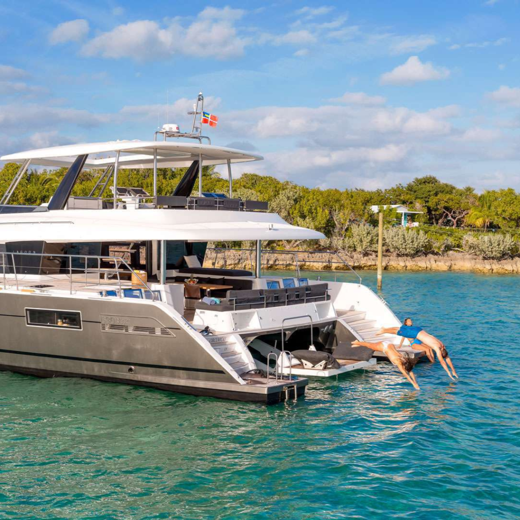 Catamaran Yacht Charter